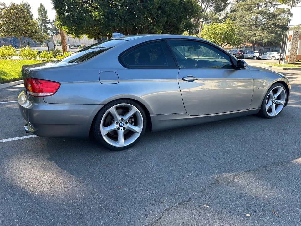 2009 BMW E90 335i Sedan - Image 7 of 13