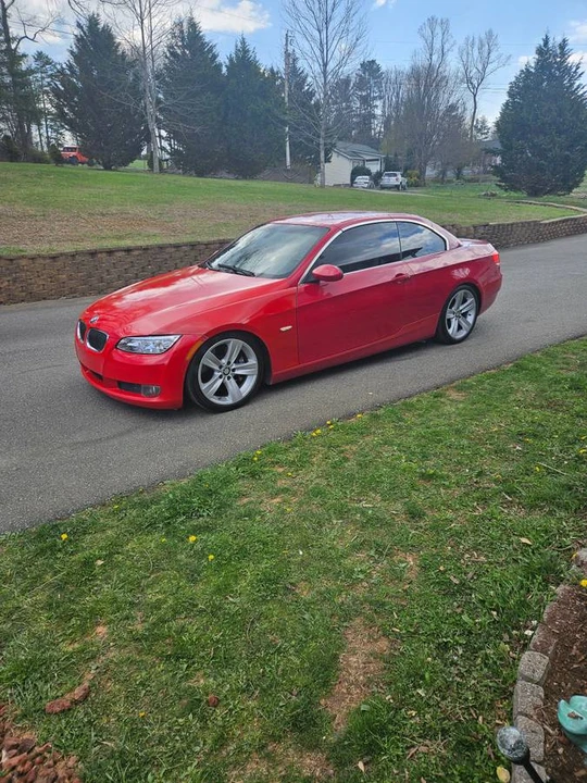 2009 BMW E93 335i Convertible - Image 2 of 2