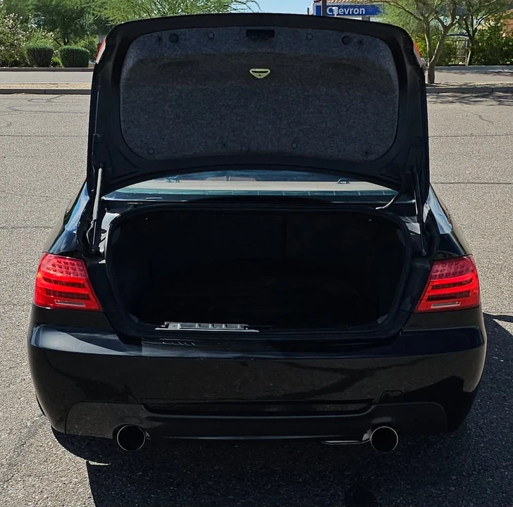 2009 BMW E90 335i Sedan - Image 11 of 12