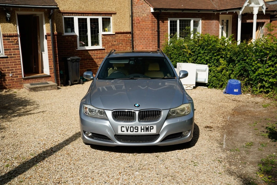 2009 BMW E91 335i Touring - Image 2 of 30