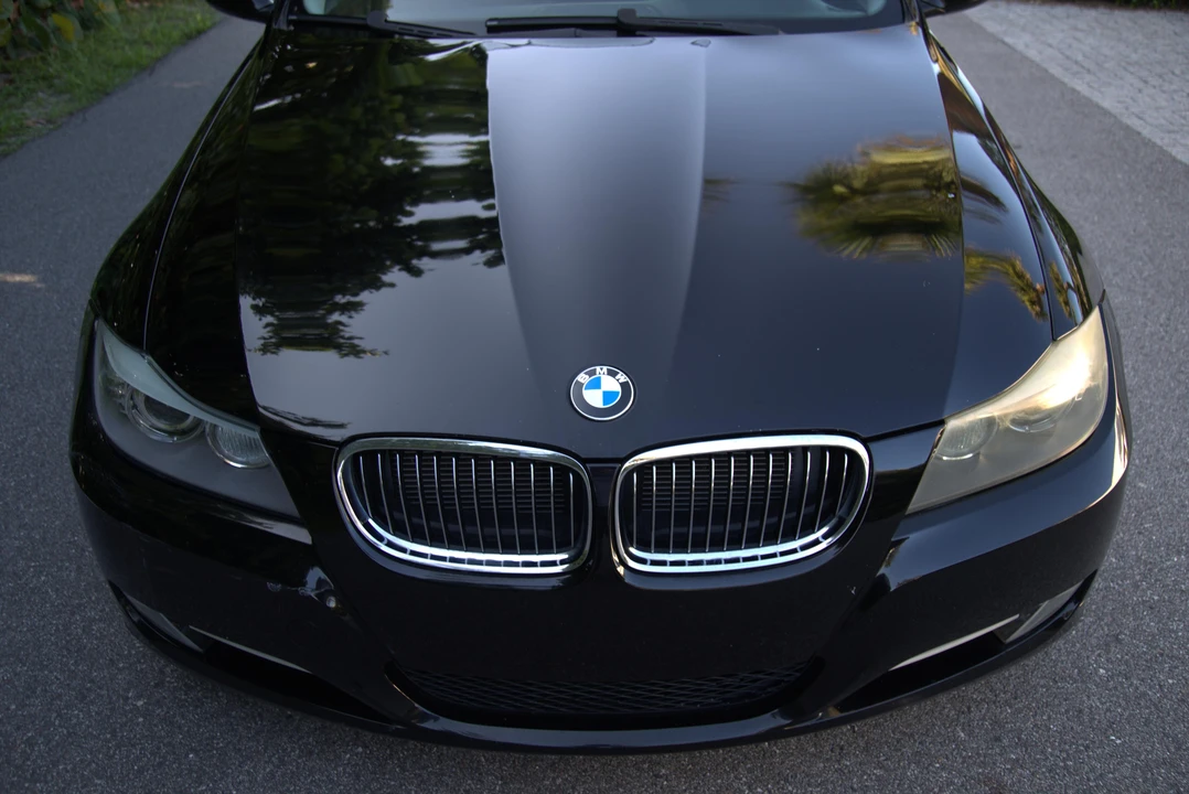 2009 BMW E90 335i Sedan - Image 16 of 31