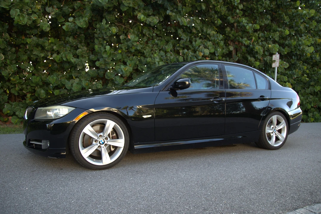 2009 BMW E90 335i Sedan - Image 7 of 31