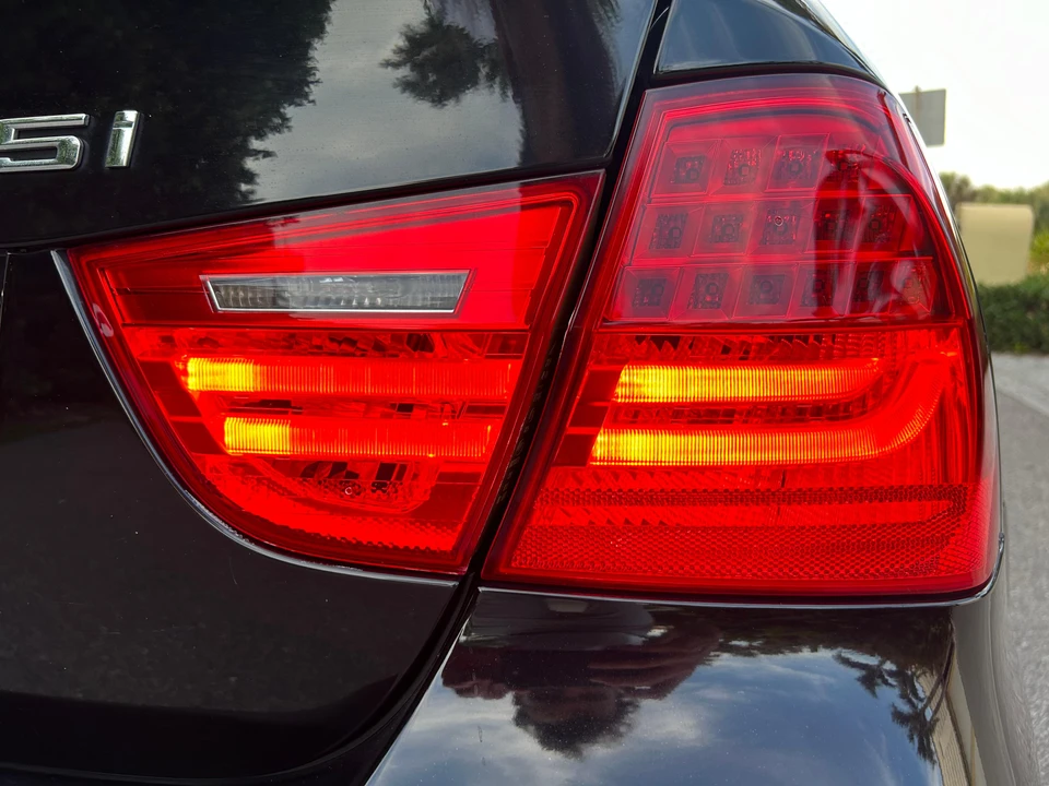 2009 BMW E90 335i Sedan - Image 30 of 31