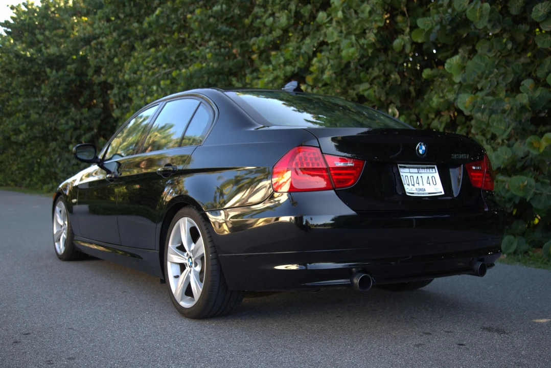 2009 BMW E90 335i Sedan - Image 10 of 31