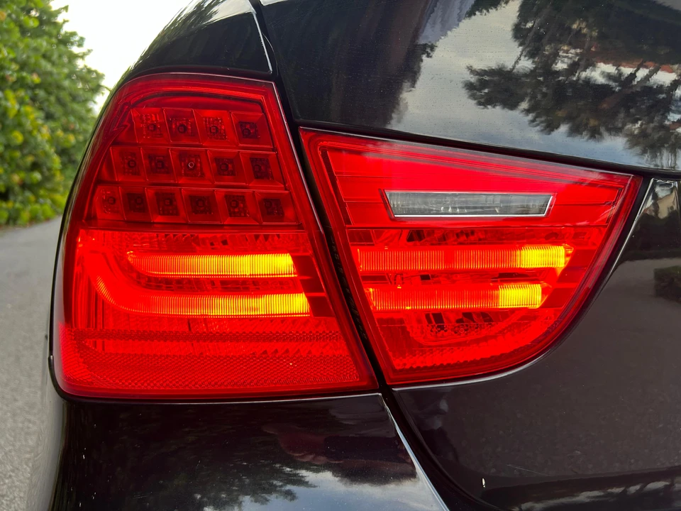 2009 BMW E90 335i Sedan - Image 29 of 31