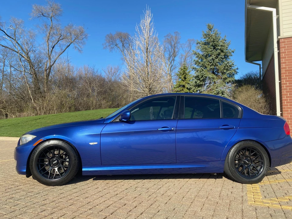 2009 BMW E90 335i Sedan - Image 12 of 31