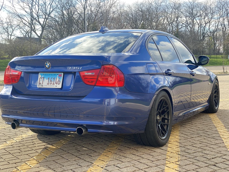 2009 BMW E90 335i Sedan - Image 17 of 31
