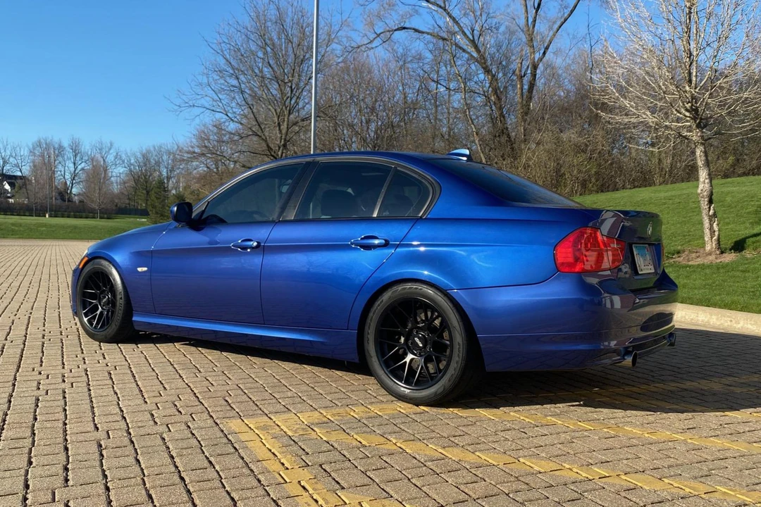 2009 BMW E90 335i Sedan - Image 14 of 31