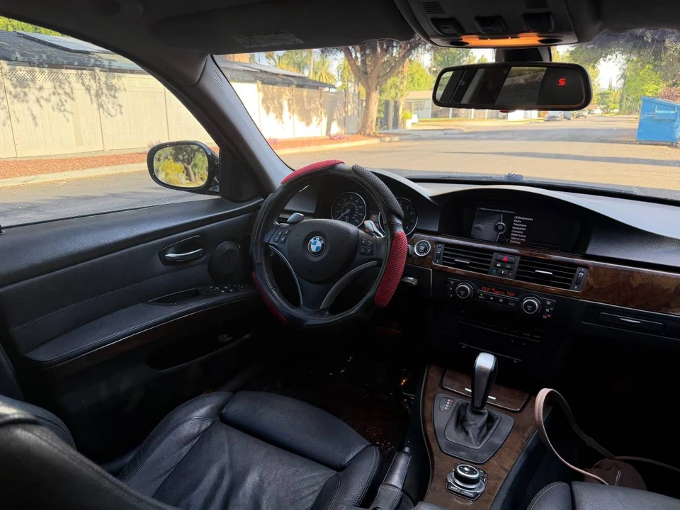 2009 BMW E90 335i Sedan - Image 12 of 19