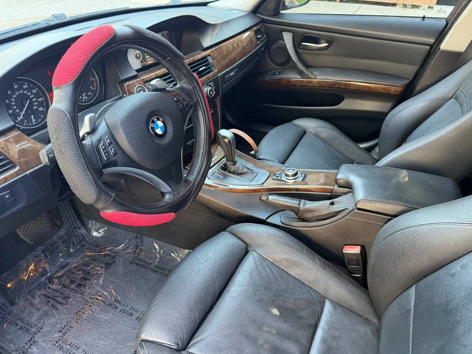2009 BMW E90 335i Sedan - Image 14 of 19