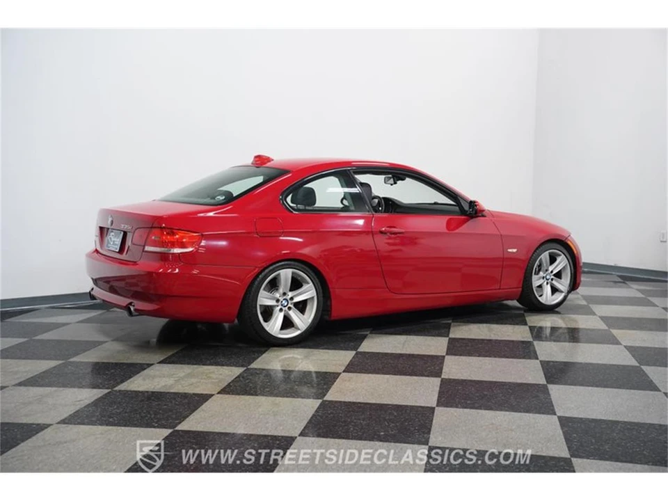 2009 BMW E90 335i Sedan - Image 11 of 31