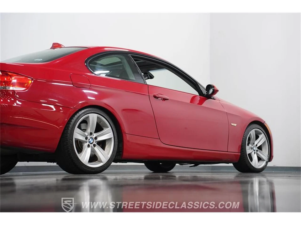 2009 BMW E90 335i Sedan - Image 24 of 31