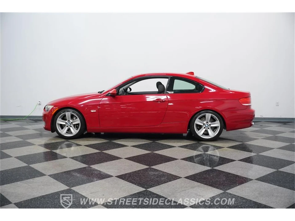 2009 BMW E90 335i Sedan - Image 6 of 31