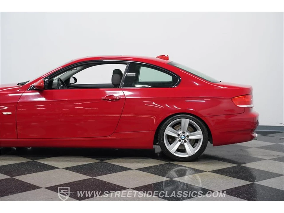 2009 BMW E90 335i Sedan - Image 20 of 31