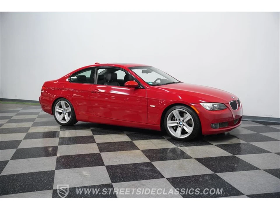 2009 BMW E90 335i Sedan - Image 13 of 31