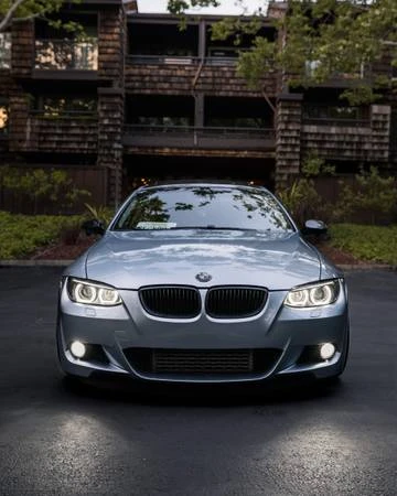 2009 BMW 3 Series - Image 2 of 8
