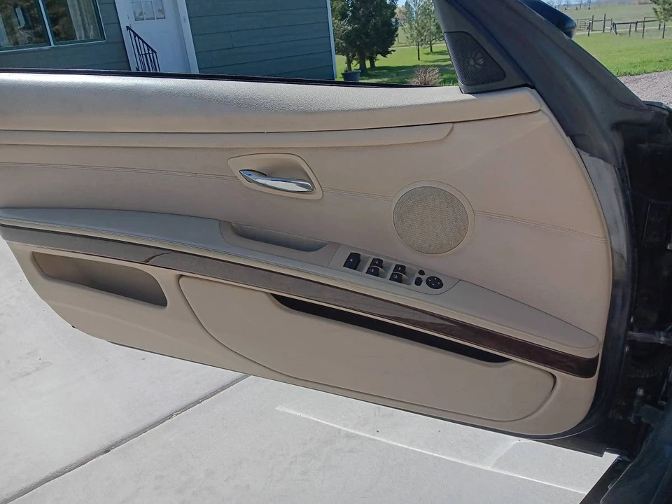 2009 BMW E93 335i Convertible - Image 14 of 14