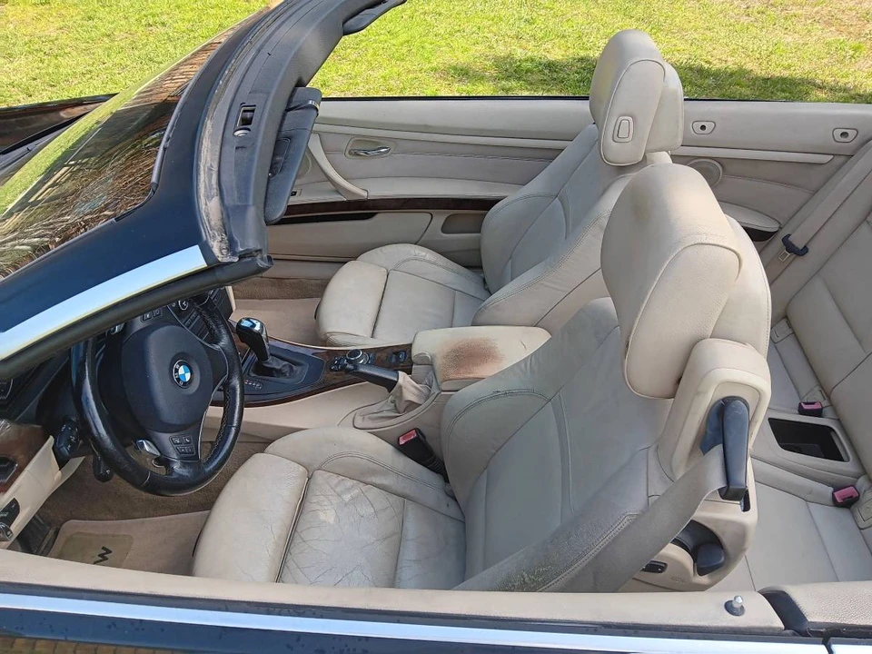 2009 BMW E93 335i Convertible - Image 5 of 14