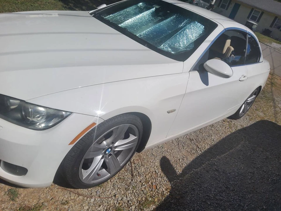 2009 BMW E93 335i Convertible - Image 22 of 24