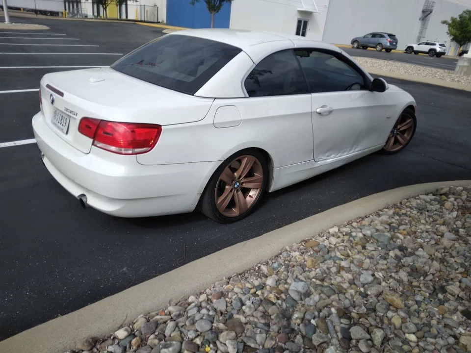 2009 BMW E93 335i Convertible - Image 3 of 24