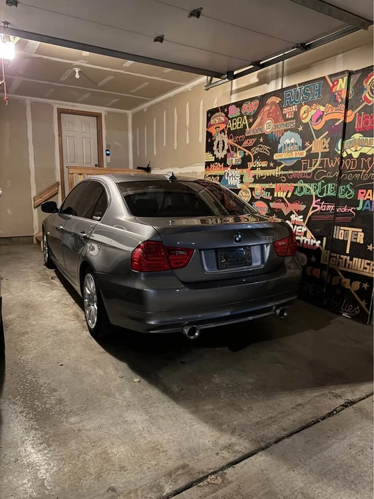 2009 BMW E90 335i Sedan - Image 4 of 5