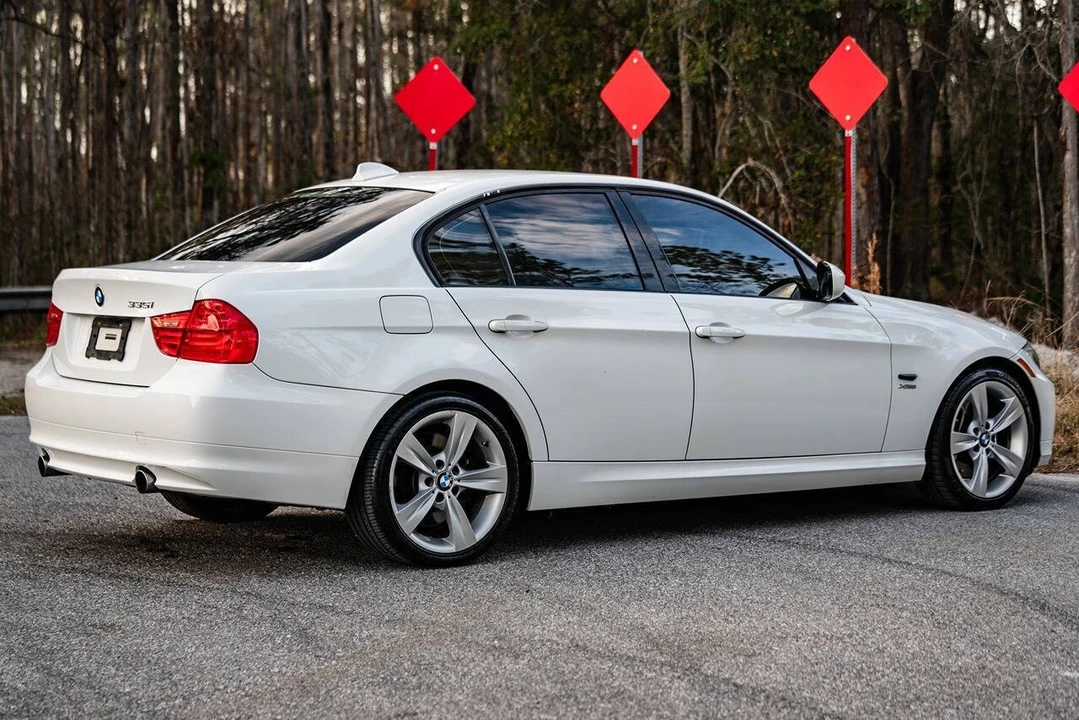 2009 BMW E90 335i Sedan - Image 8 of 21