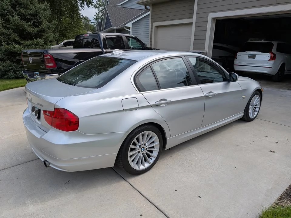 2009 BMW E90 335i Sedan - Image 3 of 19