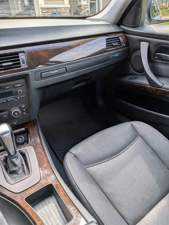2009 BMW E90 335i Sedan - Image 11 of 19