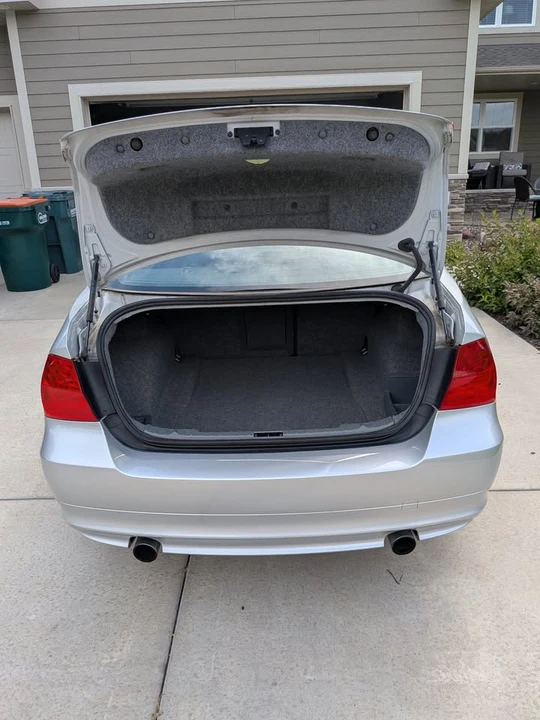 2009 BMW E90 335i Sedan - Image 6 of 19