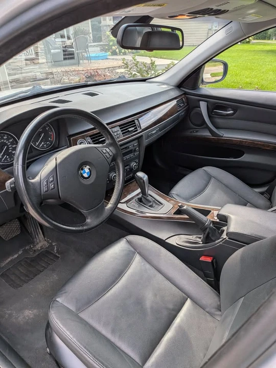 2009 BMW E90 335i Sedan - Image 10 of 19