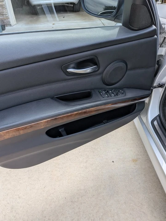 2009 BMW E90 335i Sedan - Image 15 of 19