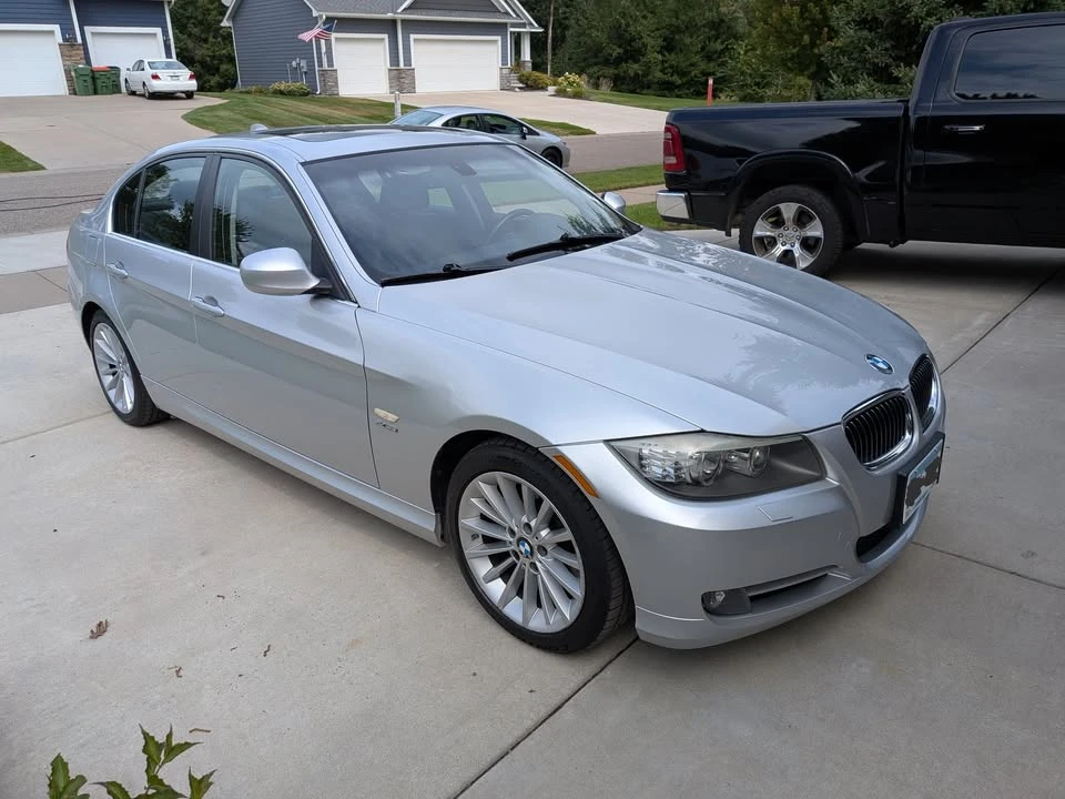 2009 BMW E90 335i Sedan - Image 2 of 19