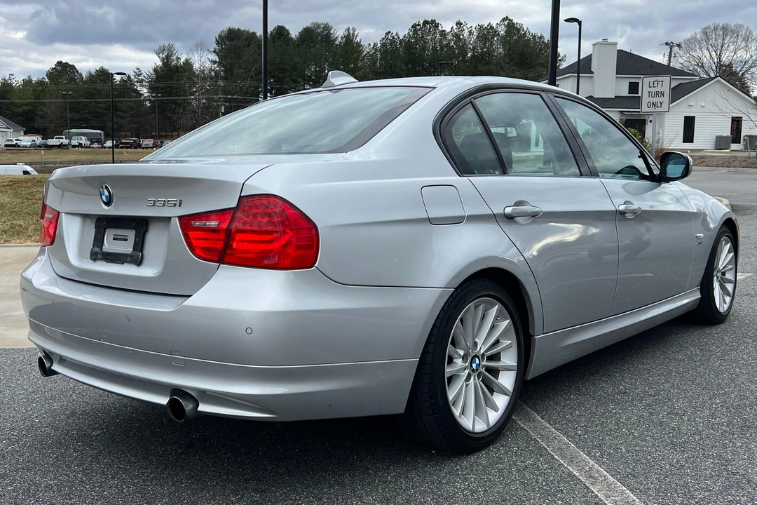 2009 BMW E90 335i Sedan - Image 4 of 31