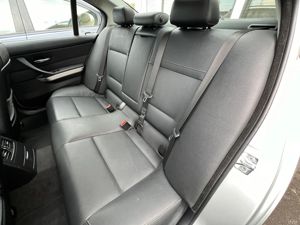 2009 BMW E90 335i Sedan - Image 29 of 31