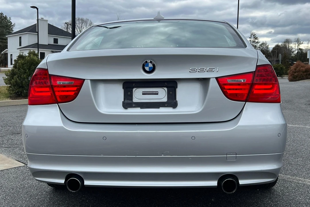 2009 BMW E90 335i Sedan - Image 5 of 31