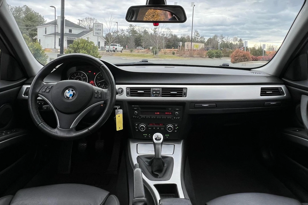 2009 BMW E90 335i Sedan - Image 23 of 31