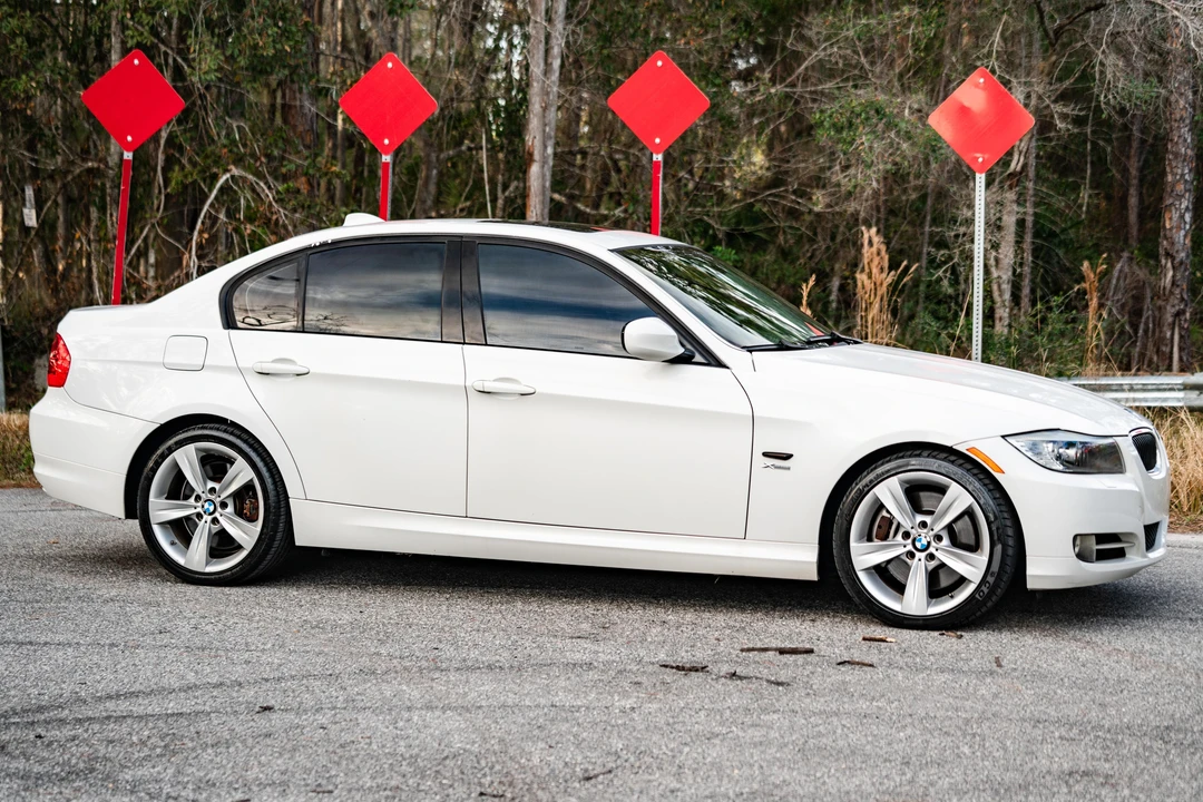 2009 BMW E90 335i Sedan - Image 23 of 31