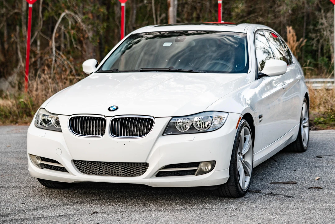 2009 BMW E90 335i Sedan - Image 6 of 31