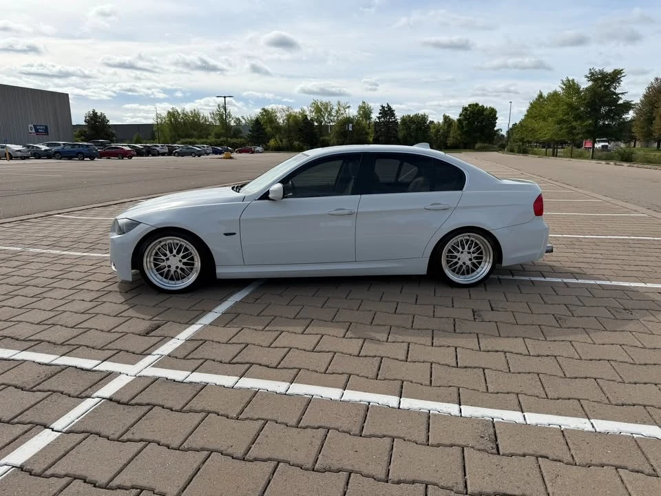 2009 BMW E90 335i Sedan - Image 4 of 18