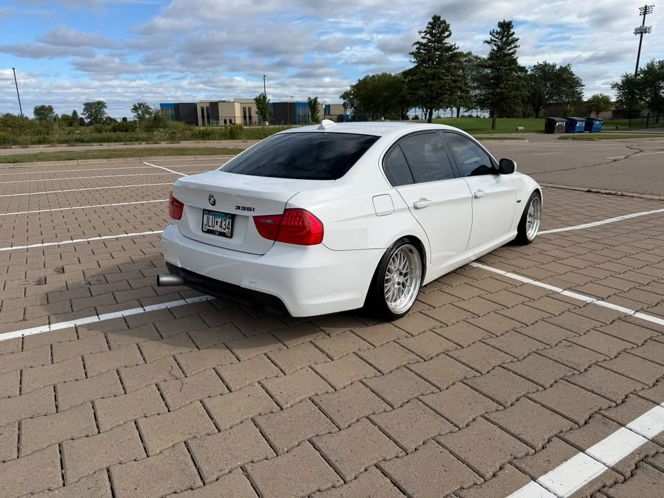2009 BMW E90 335i Sedan - Image 7 of 18