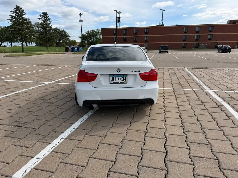2009 BMW E90 335i Sedan - Image 6 of 18