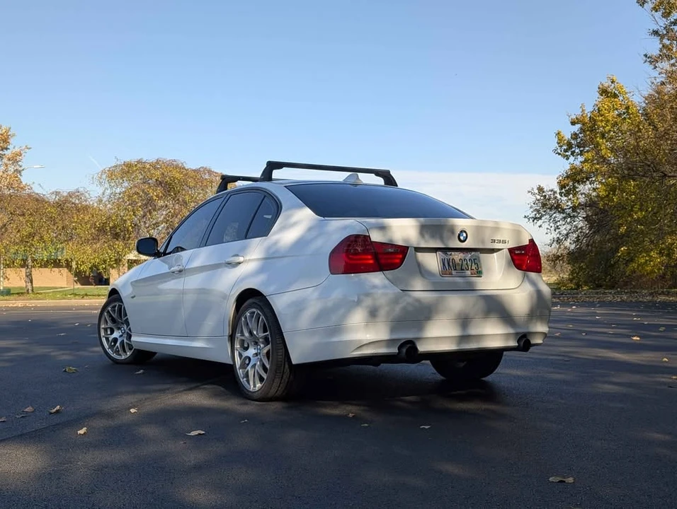 2009 BMW E90 335i Sedan - Image 2 of 16