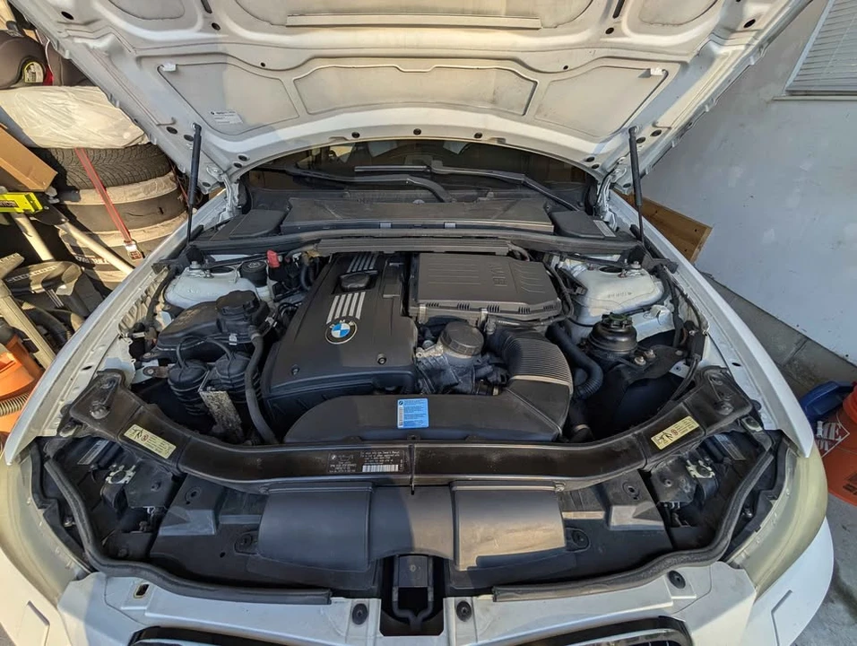 2009 BMW E90 335i Sedan - Image 7 of 16