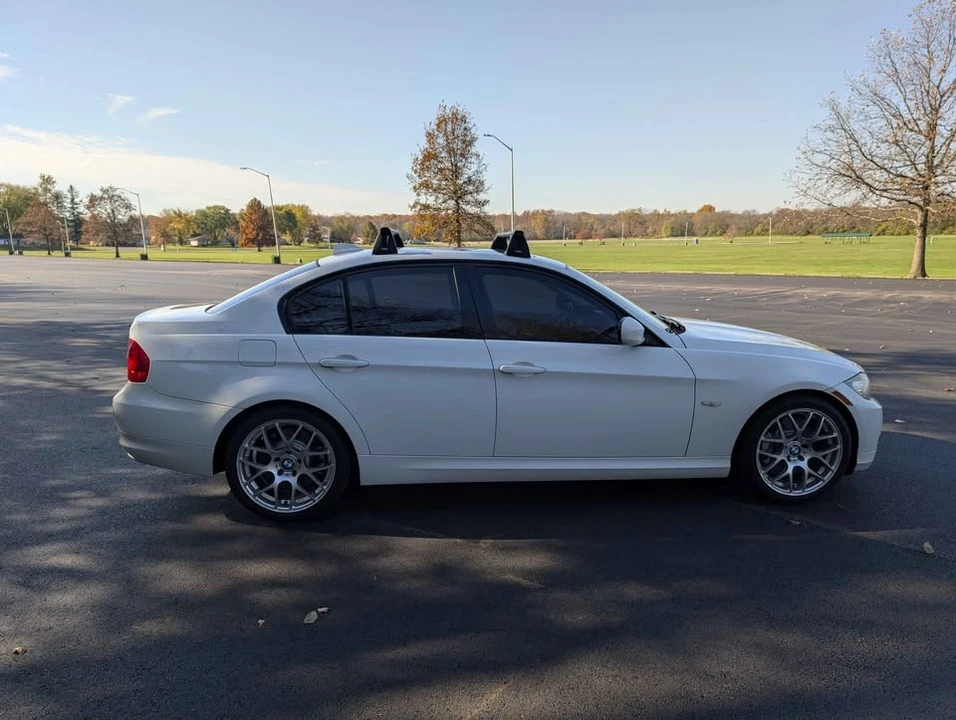 2009 BMW E90 335i Sedan - Image 5 of 16