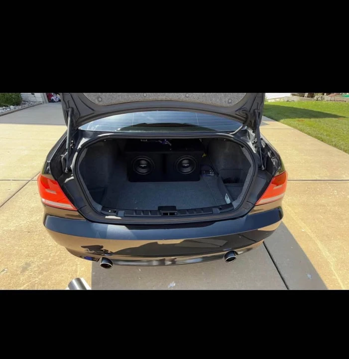2009 BMW E90 335i Sedan - Image 4 of 5