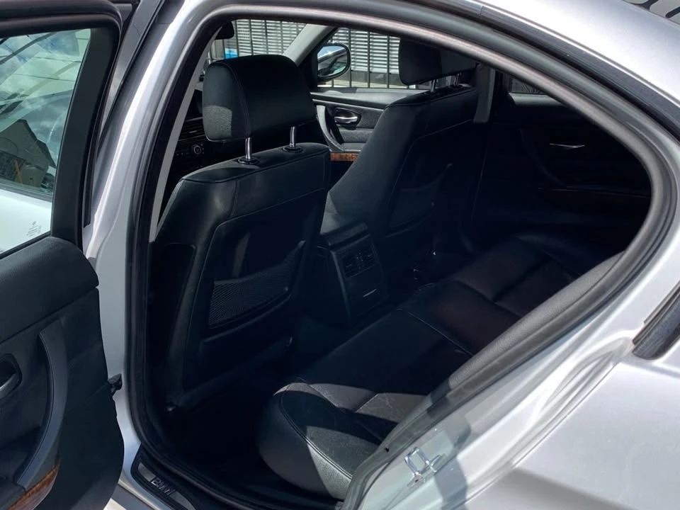 2009 BMW E90 335i Sedan - Image 8 of 12