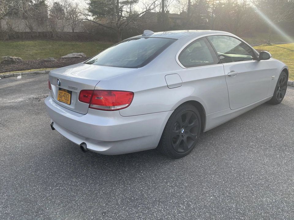 2009 BMW E92 335i Coupe - Image 16 of 31