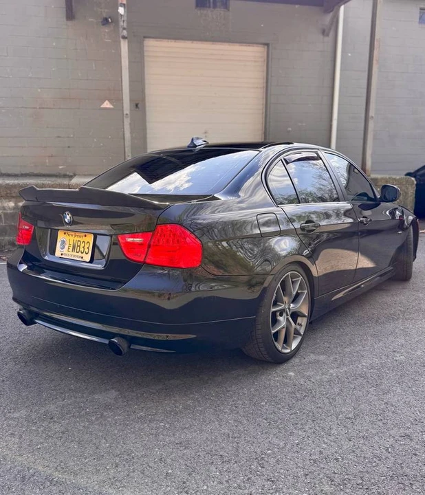 2009 BMW E90 335i Sedan - Image 7 of 23