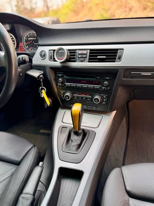 2009 BMW E90 335i Sedan - Image 19 of 23