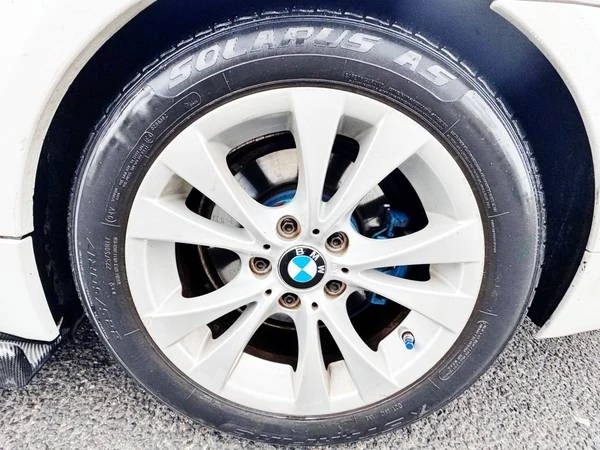 2009 BMW E60 5 Series Sedan - Image 8 of 20